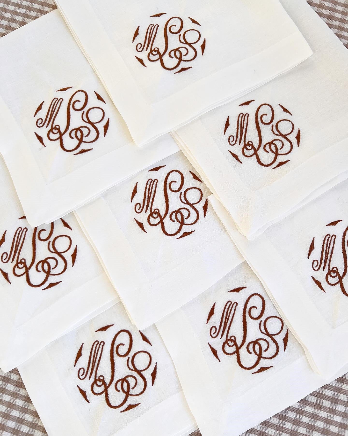 Monogrammed White Linen Dinner Napkins 